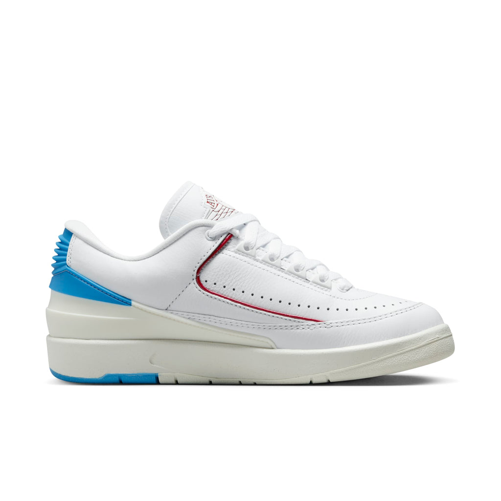 [DX4401-164] Womens Air Jordan RETRO 2 LOW 'NC TO CHI'