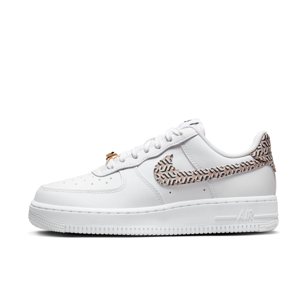 [DZ2709-100] Womens Nike AIR FORCE 1 LX UNITED
