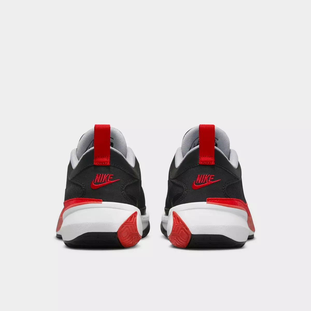 DZ4486-004 Finish Line 4