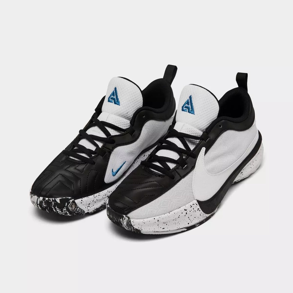 DZ4486-100 Finish Line 2