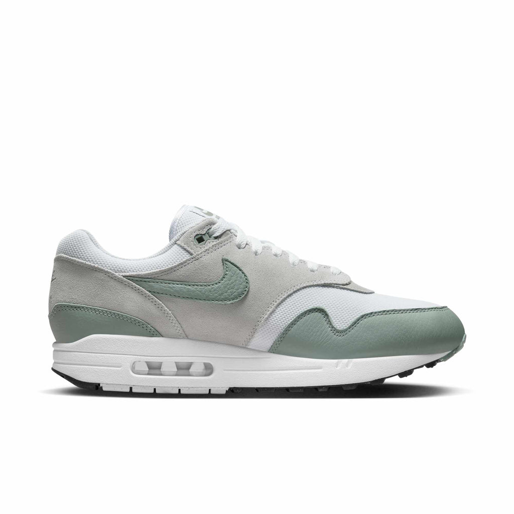 [DZ4549-100] Mens Nike Air Max 1 SC