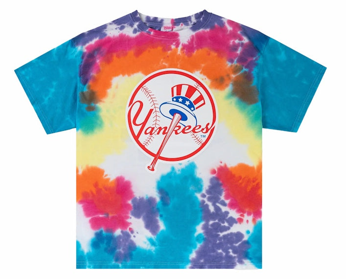 [TTTIECOT-NYYWHT] MENS ERIC EMANUEL EE SUBWAY SHIRT TIE DYE YANKEES SS24