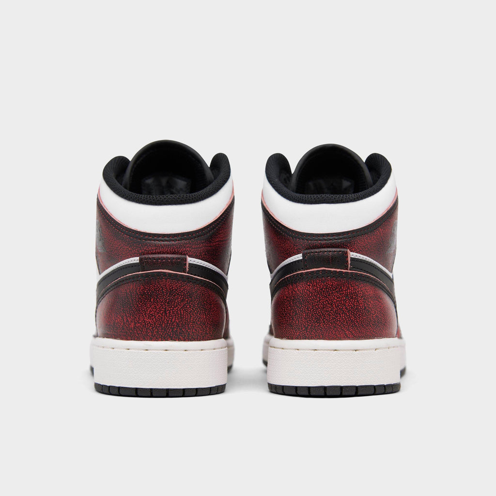 [FB0568-006] GRADE SCHOOL AIR JORDAN RETRO 1 MID WEAR-AWAY CHICAGO (GS)'