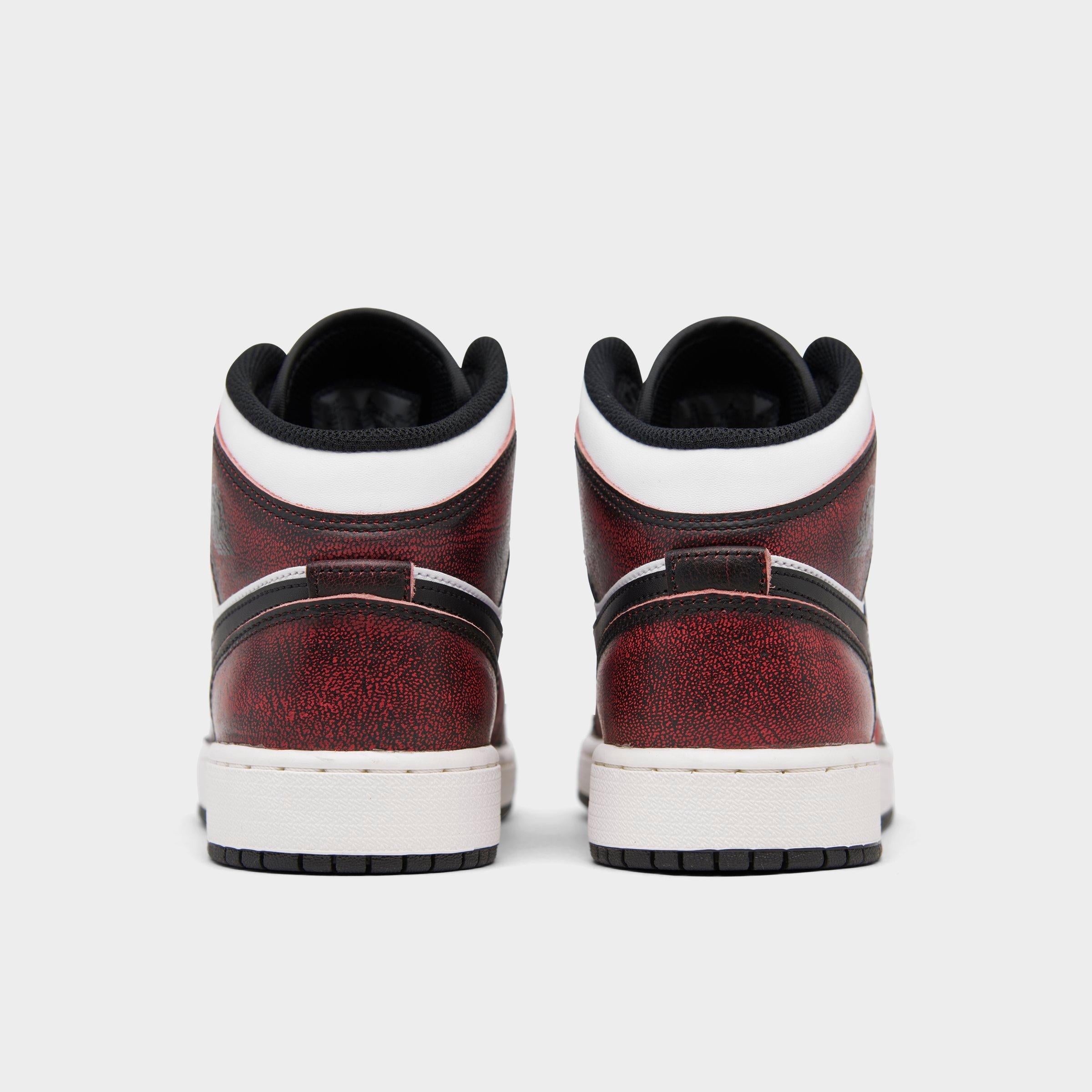 [FB0568-006] GRADE SCHOOL AIR JORDAN RETRO 1 MID WEAR-AWAY CHICAGO (GS)'