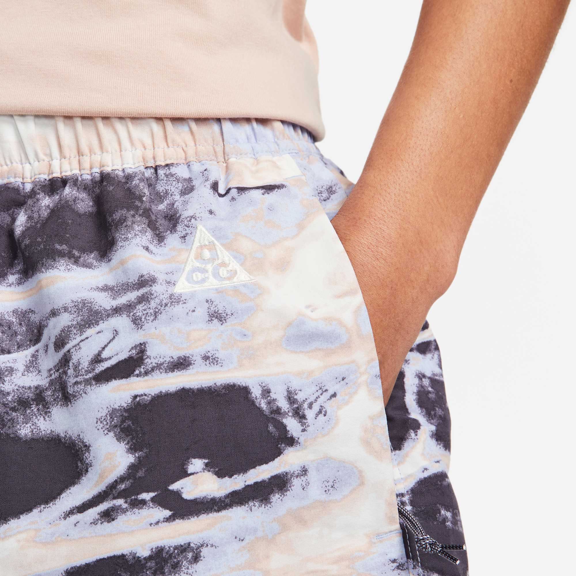 [FB4198-601] MENS NIKE ACG TRAIL SHORTS