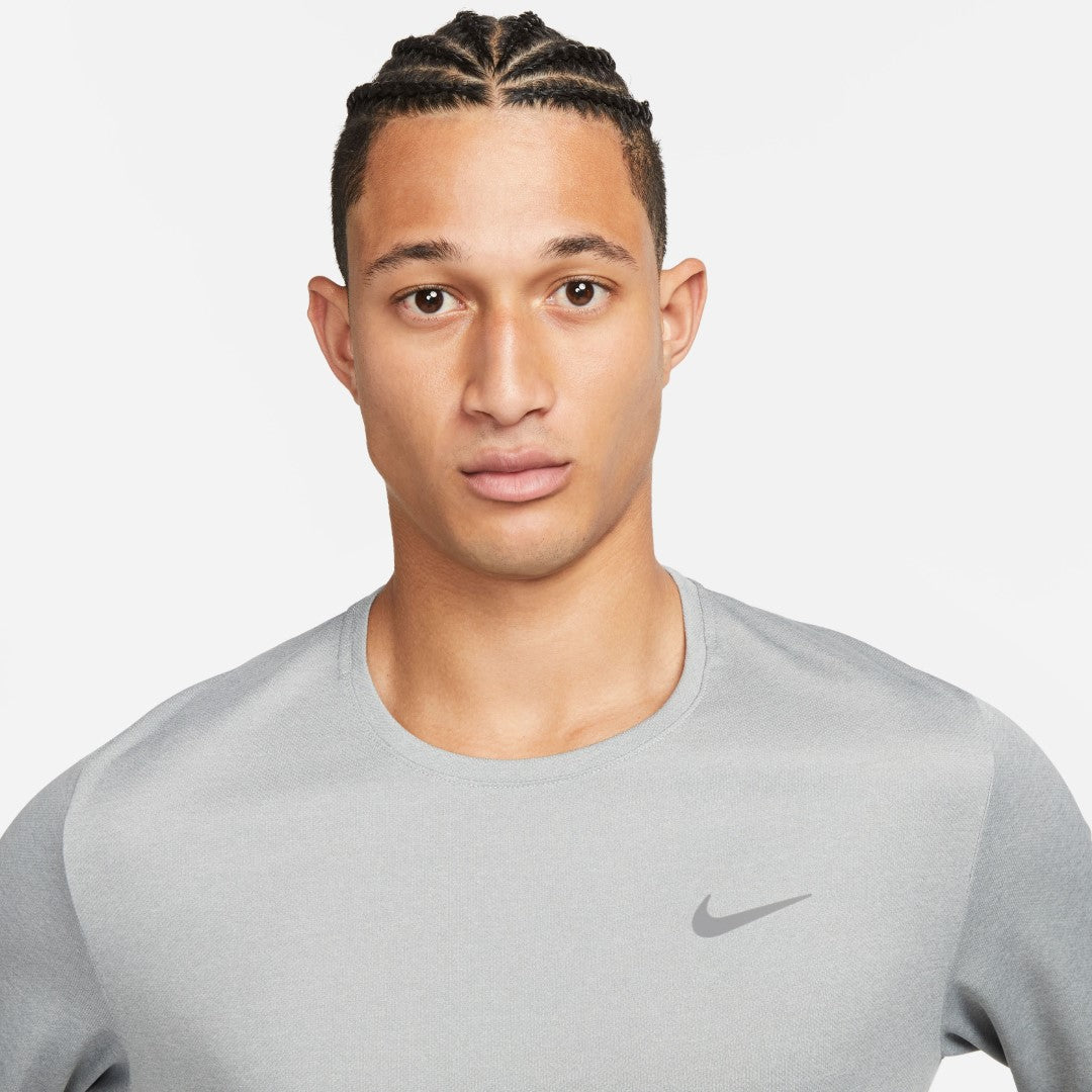 [FB7070-073] Mens Nike DRI-FIT UV MILER RUNNING TOPS
