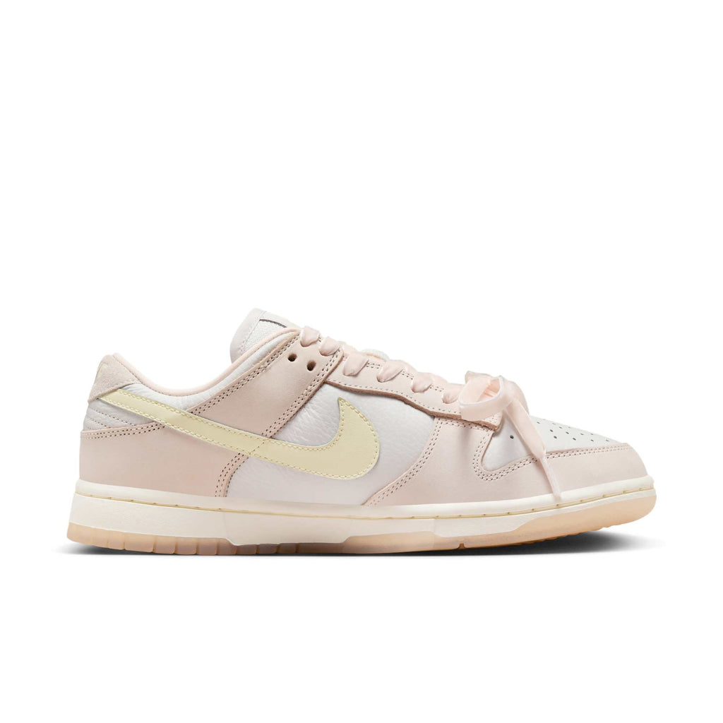 [FB7910-601] WOMENS NIKE DUNK LOW PREMIUM