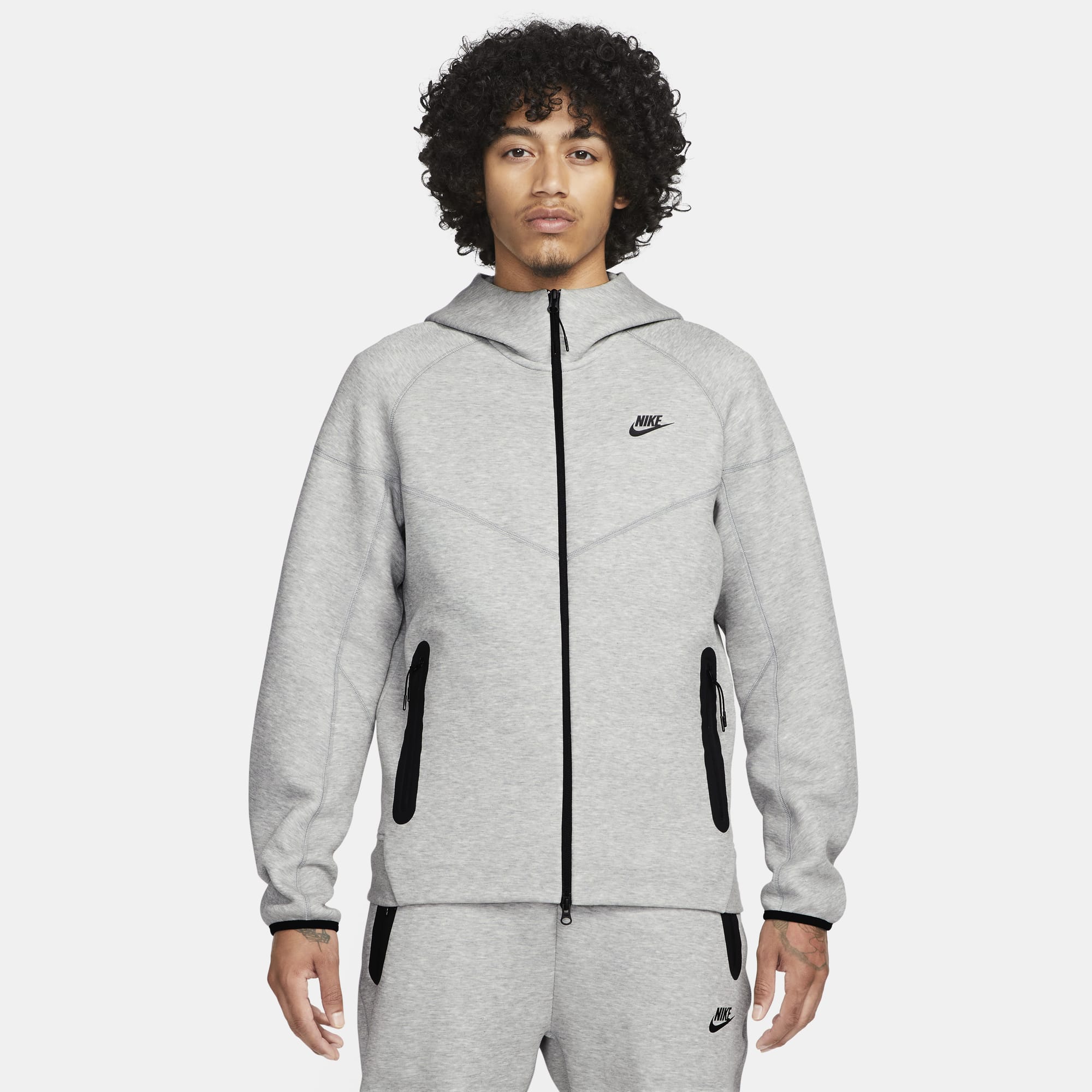 [FB7921-063] MENS NIKE SPORTSWEAR TECH FLEECE WINDRUNNER FULL-ZIP HOODIE