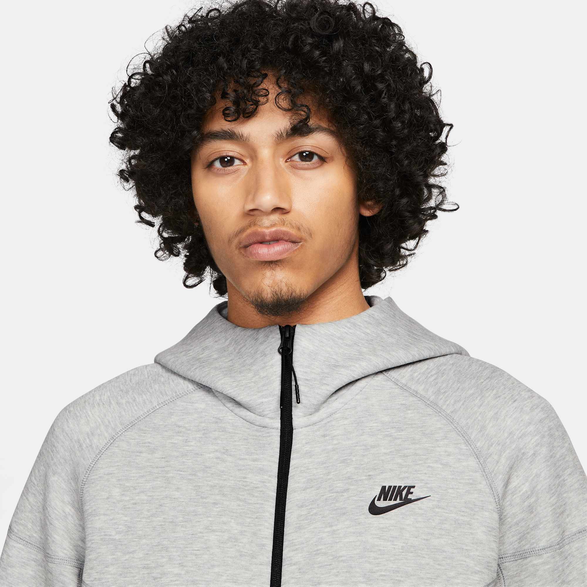 [FB7921-063] MENS NIKE SPORTSWEAR TECH FLEECE WINDRUNNER FULL-ZIP HOODIE