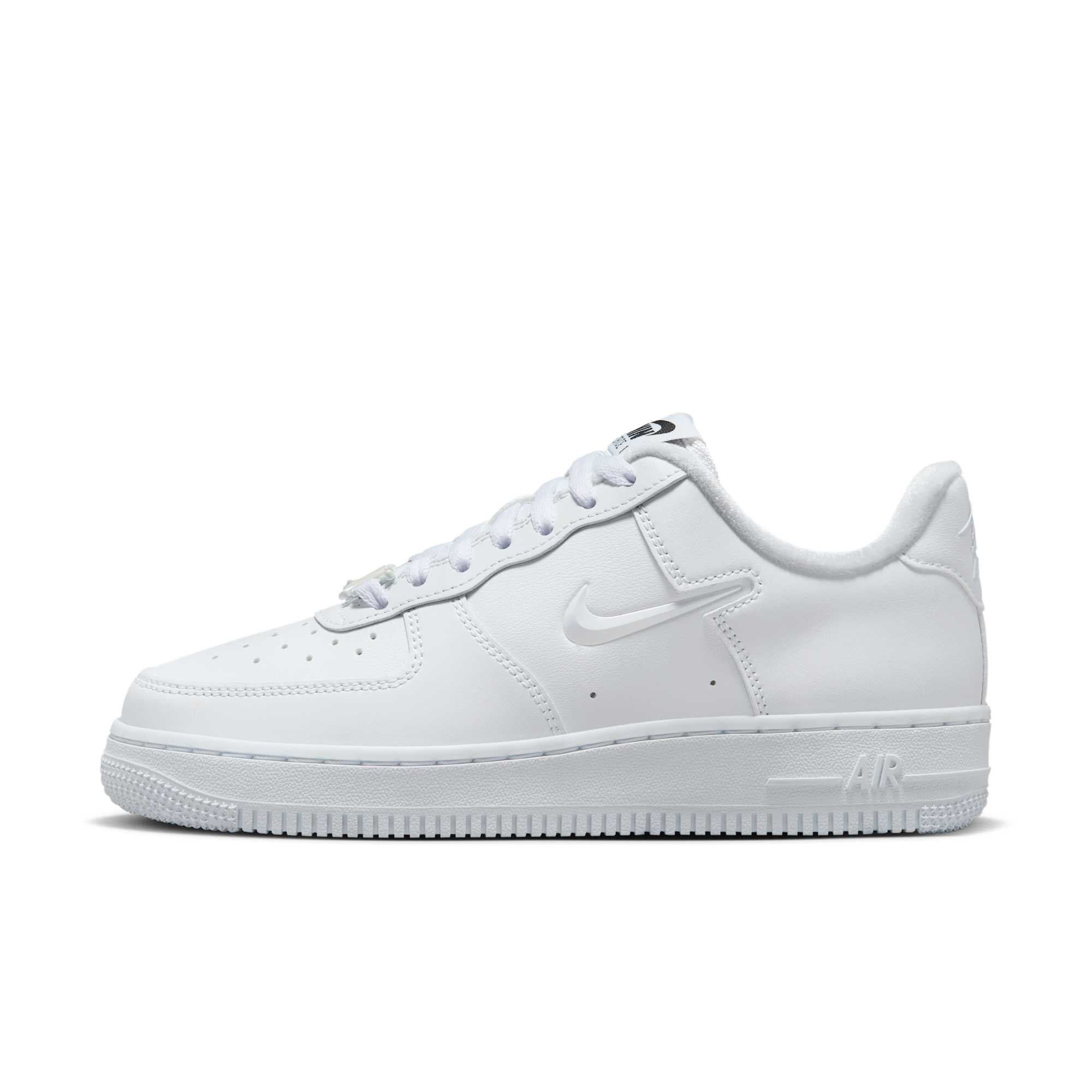 [FB8251-100] Womens Nike AIR FORCE 1 LOW '07 SE 'JUST DO IT TRIPLE WHITE (W)'