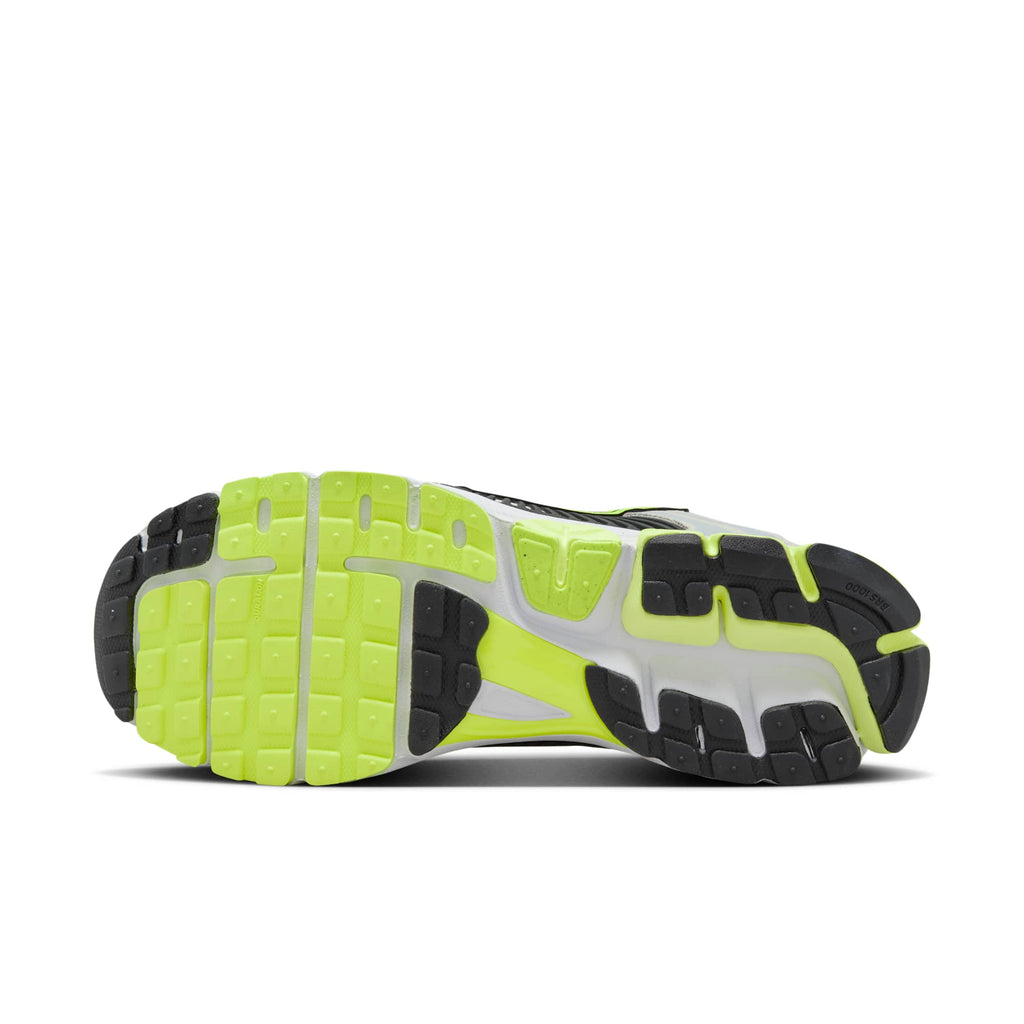 [FB9149-701] MENS NIKE ZOOM VOMERO 5