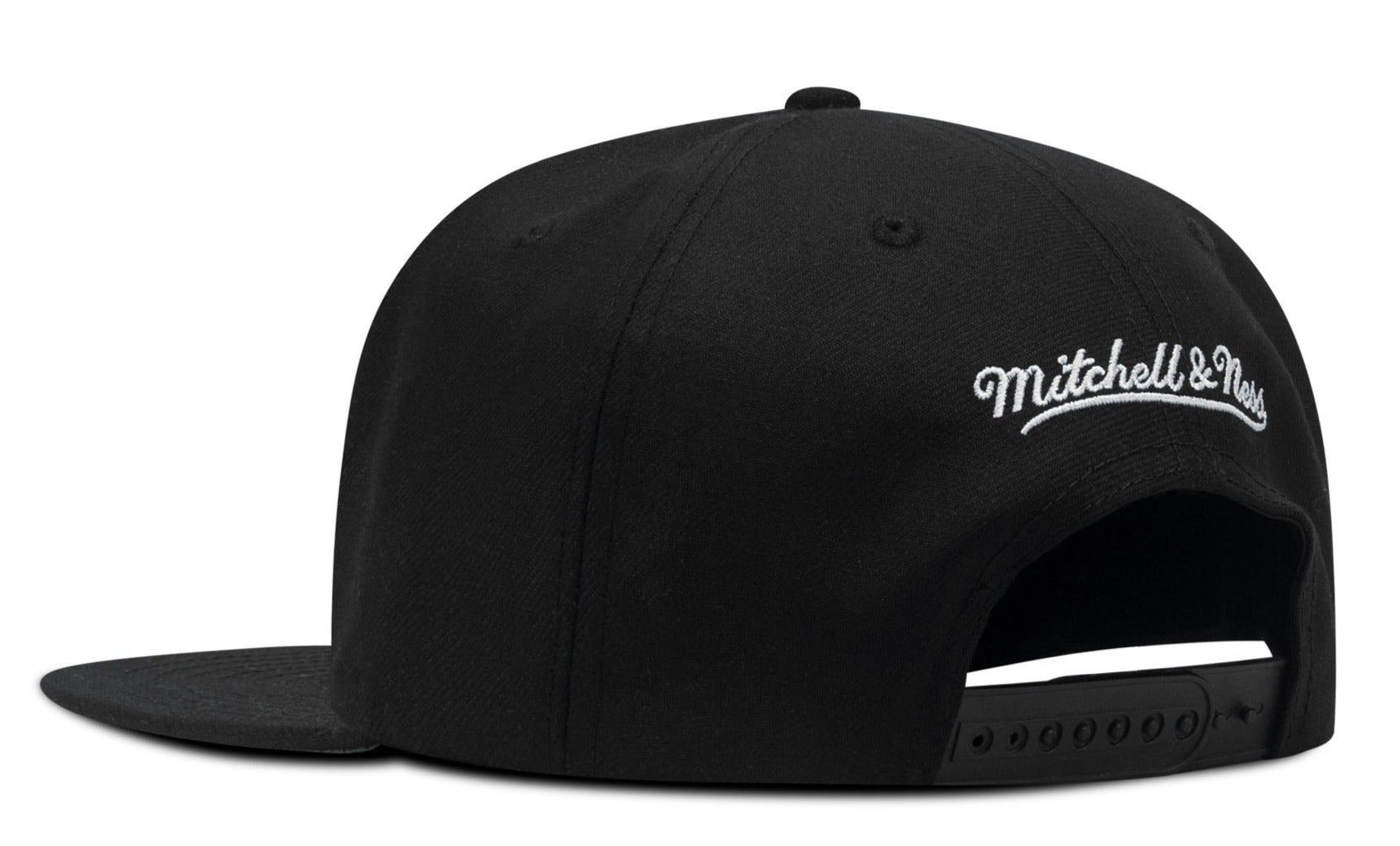 Mens MITCHELL & NESS NBA CONFERENCE PATCH SNAPBACK HWC GRIZZLIES