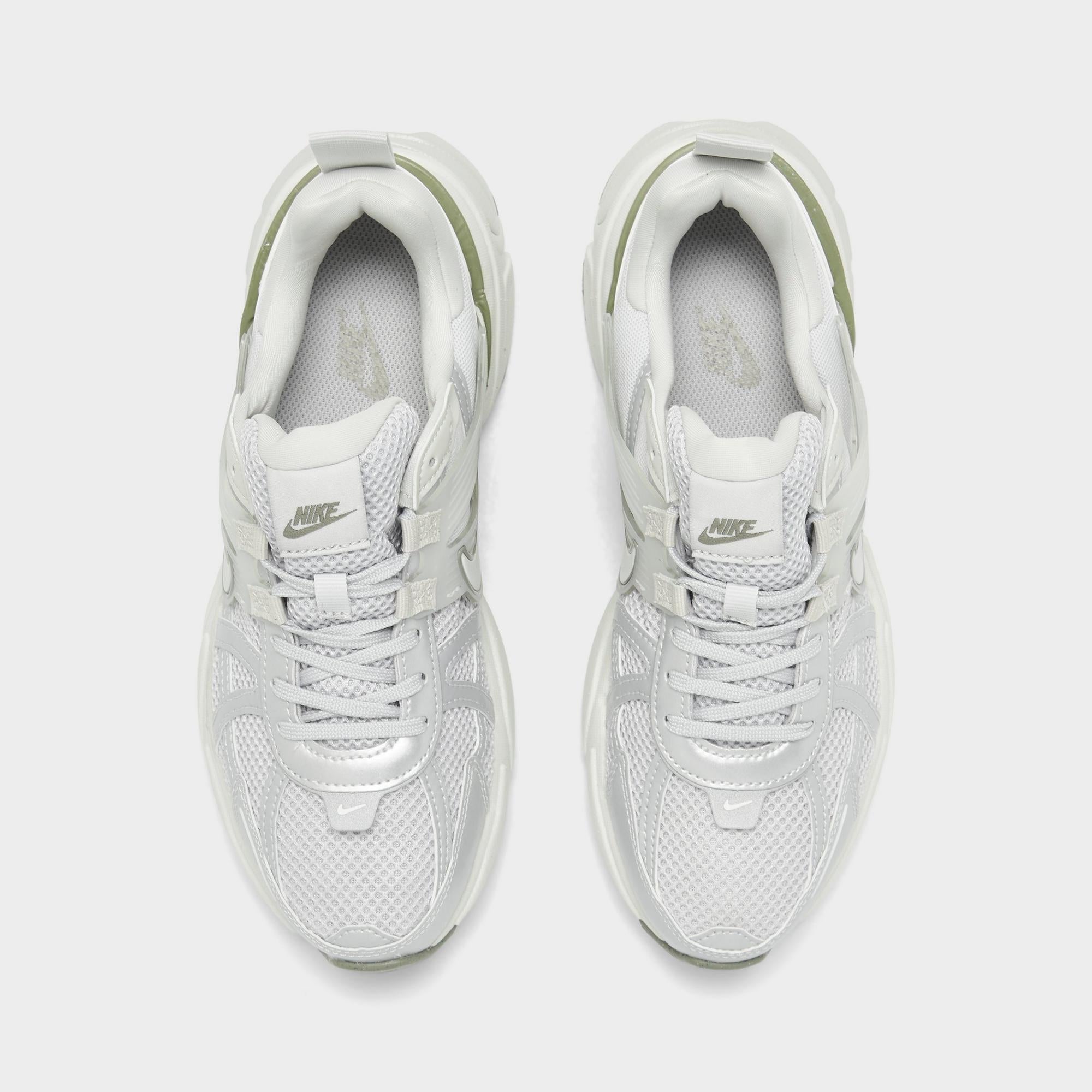 [FD0736-006] WOMENS NIKE V2K RUN 'PHOTON DUST LIGHT SILVER'