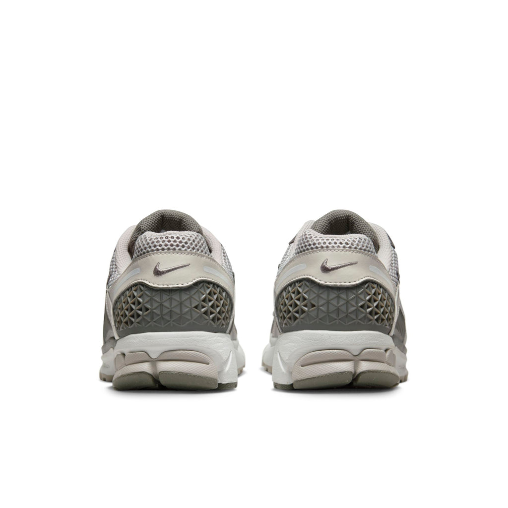 [FD0791-012] Mens Nike ZOOM VOMERO 5 'IRON ORE FLAT PEWTER'