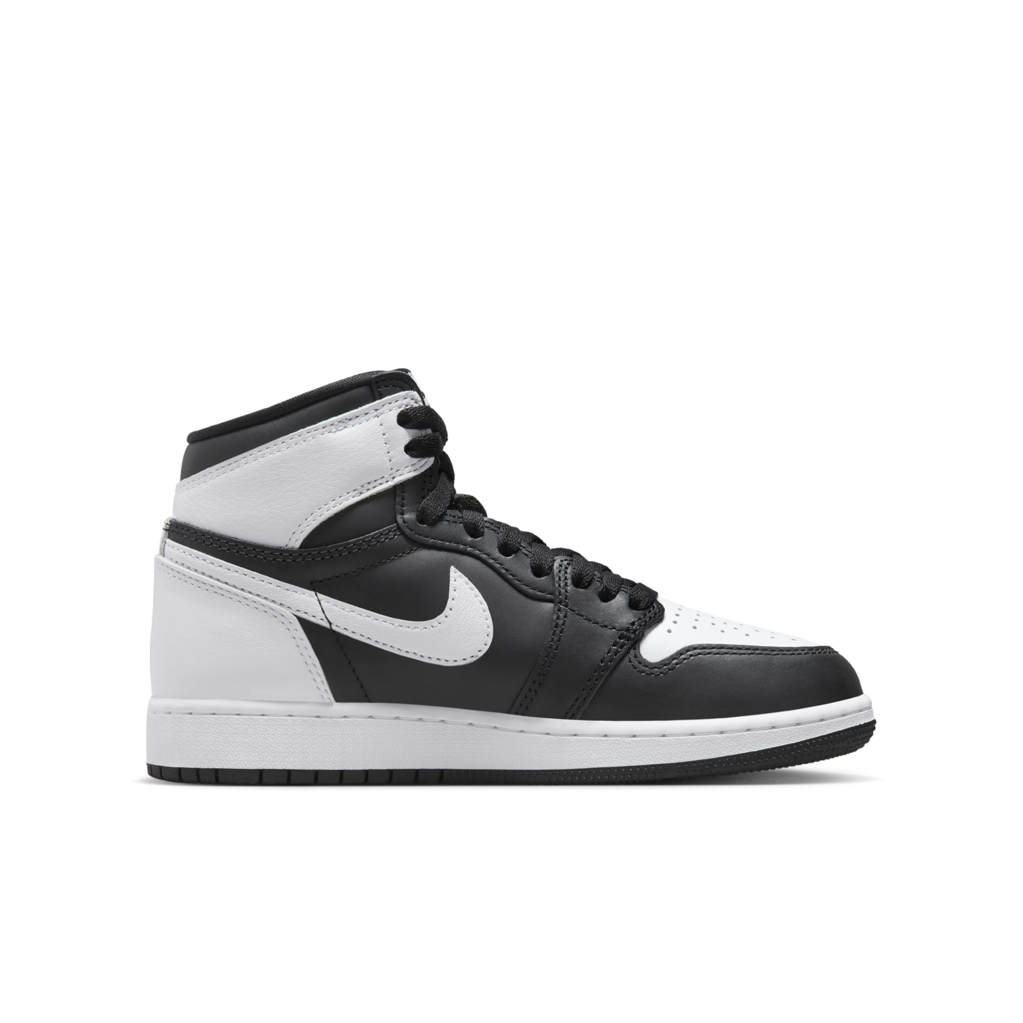 [FD1437-010] Grade School Air Jordan RETRO 1 HIGH OG "BLACK & WHITE"