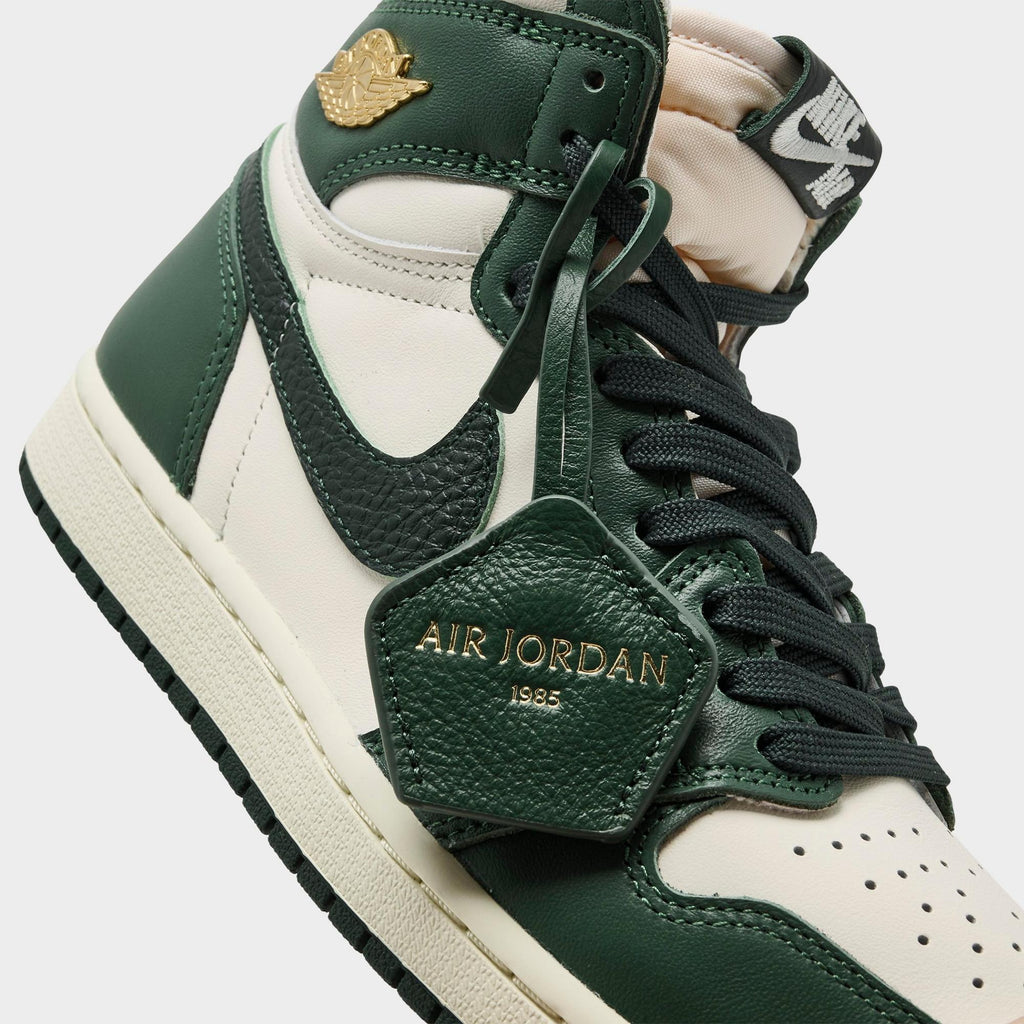[FD2596-101] WOMENS AIR JORDAN RETRO 1 HIGH 'FIR PRO GREEN'