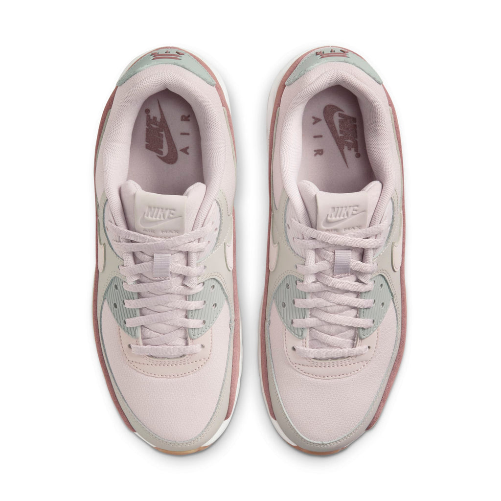 [FD4328-001] Womens Nike AIR MAX 90 LV8