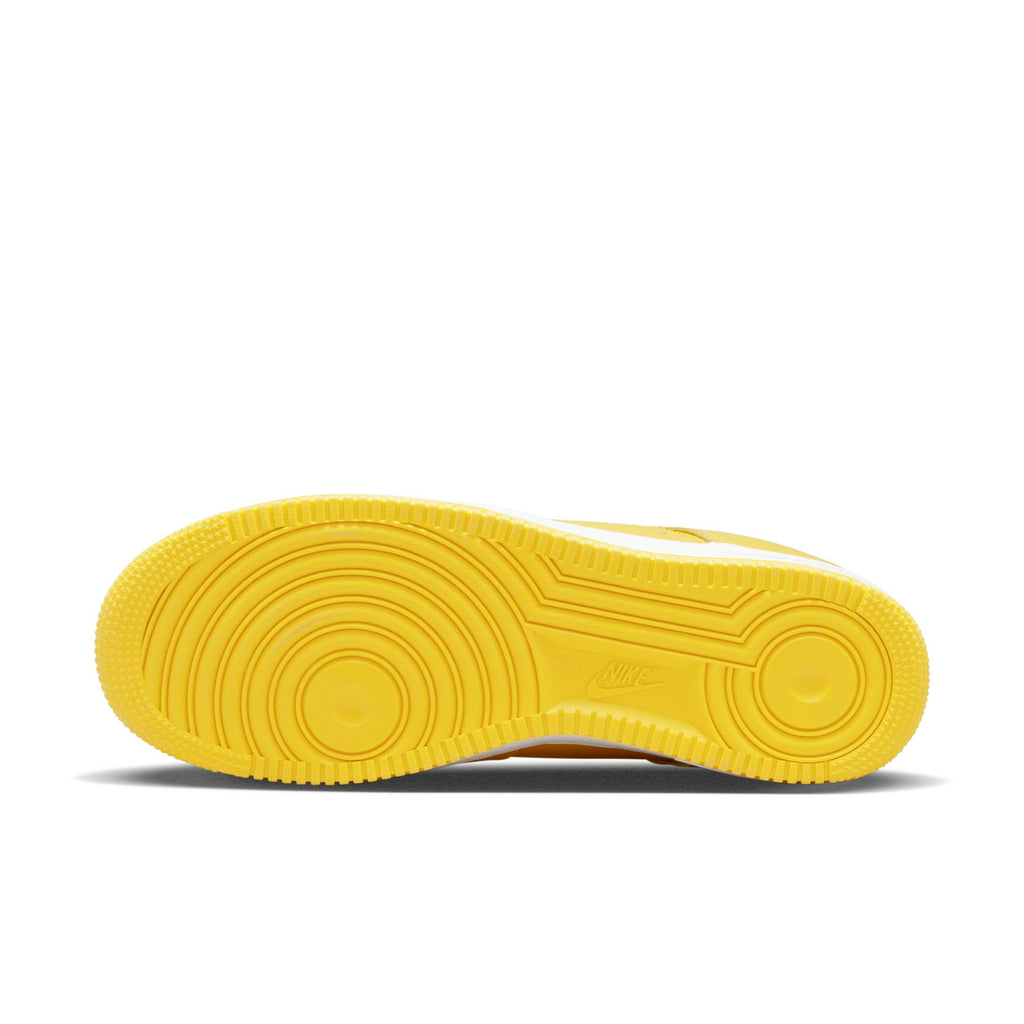 [FJ1044-700] Mens Nike AIR FORCE 1 LOW '07 RETRO 'COLOR OF THE MONTH YELLOW JEWEL'