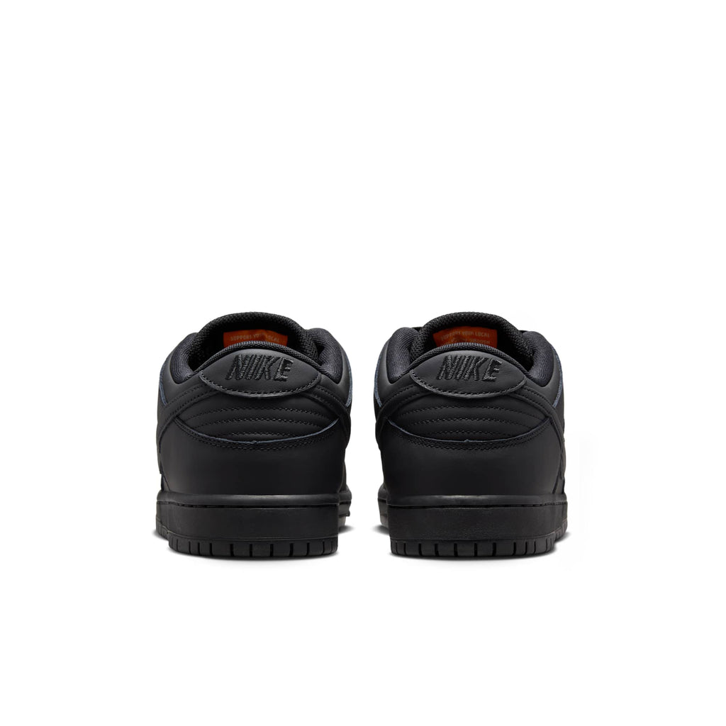 [FJ1674-001] Mens Nike SB Dunk Low Pro 'Triple Black'