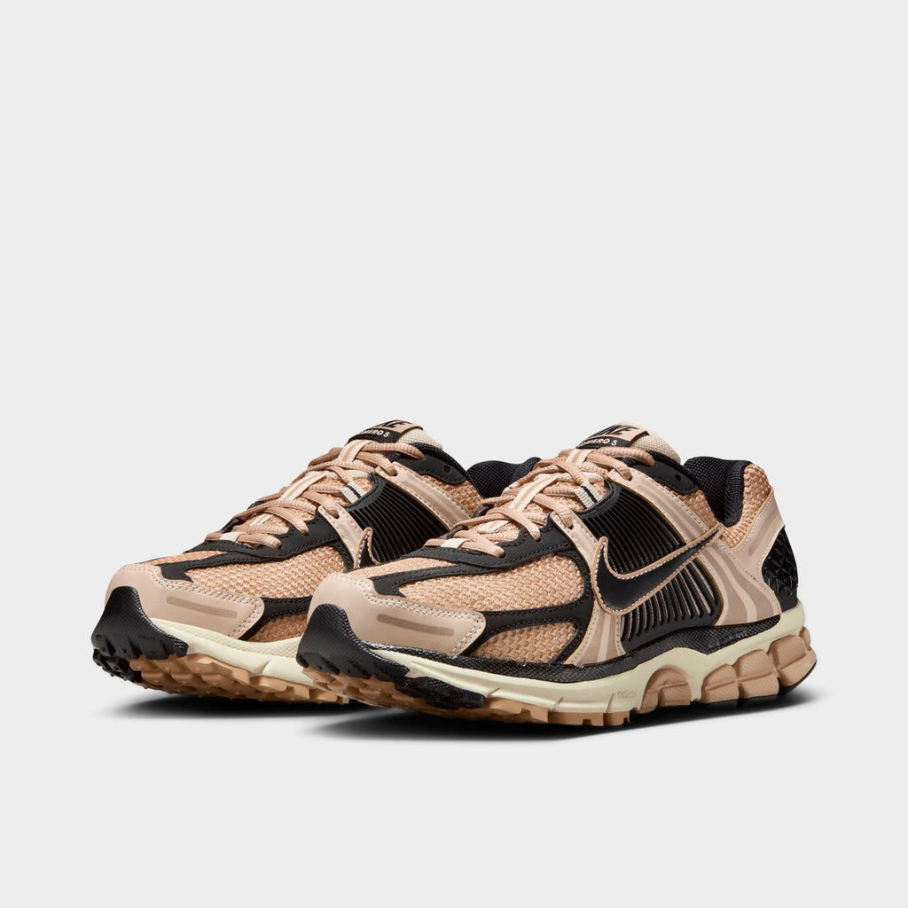 [FJ2028-106] WOMENS NIKE ZOOM VOMERO 5 'SANDDRIFT'