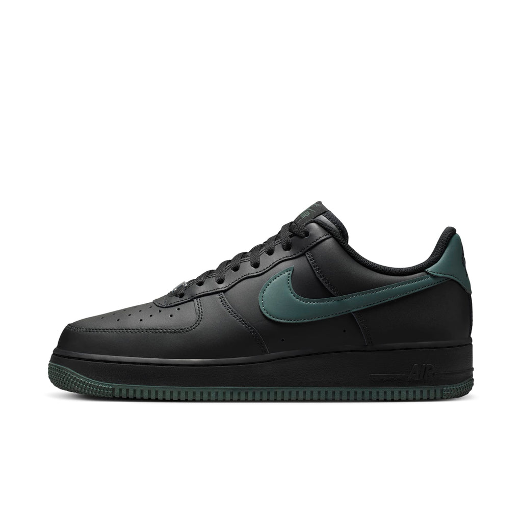 [FJ4146-001] MENS NIKE AIR FORCE 1 '07