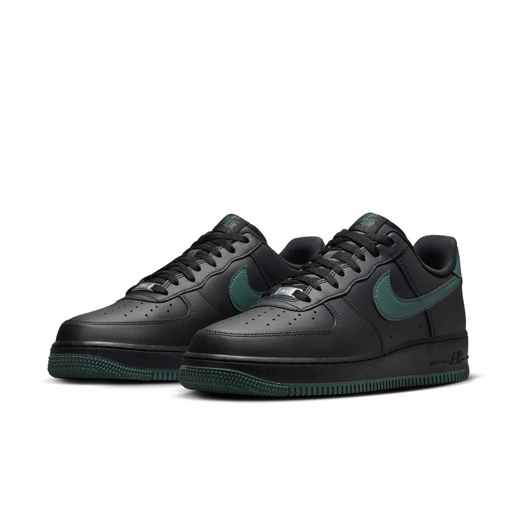 [FJ4146-001] MENS NIKE AIR FORCE 1 '07