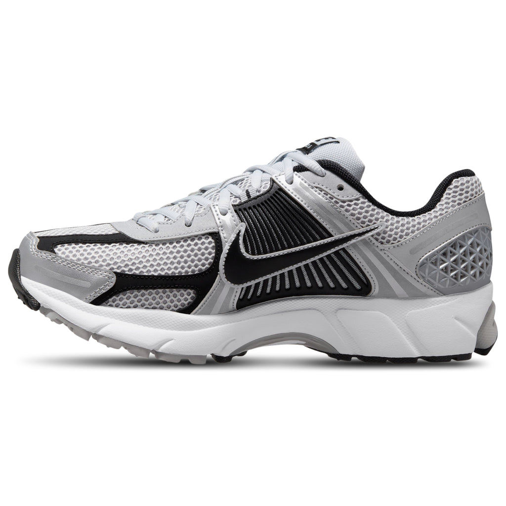 [FJ4151-004] MENS NIKE ZOOM VOMERO 5 'METALLIC SILVER'
