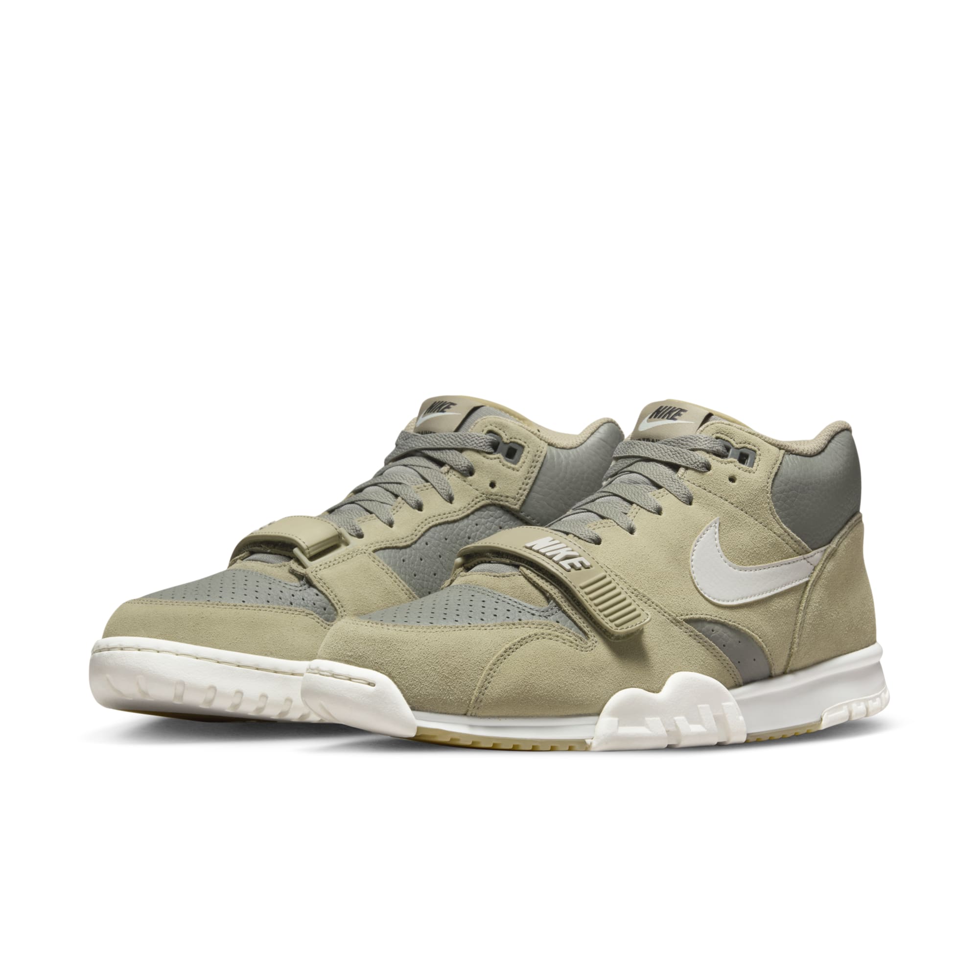 [FJ4182-200] Mens Nike AIR TRAINER 1