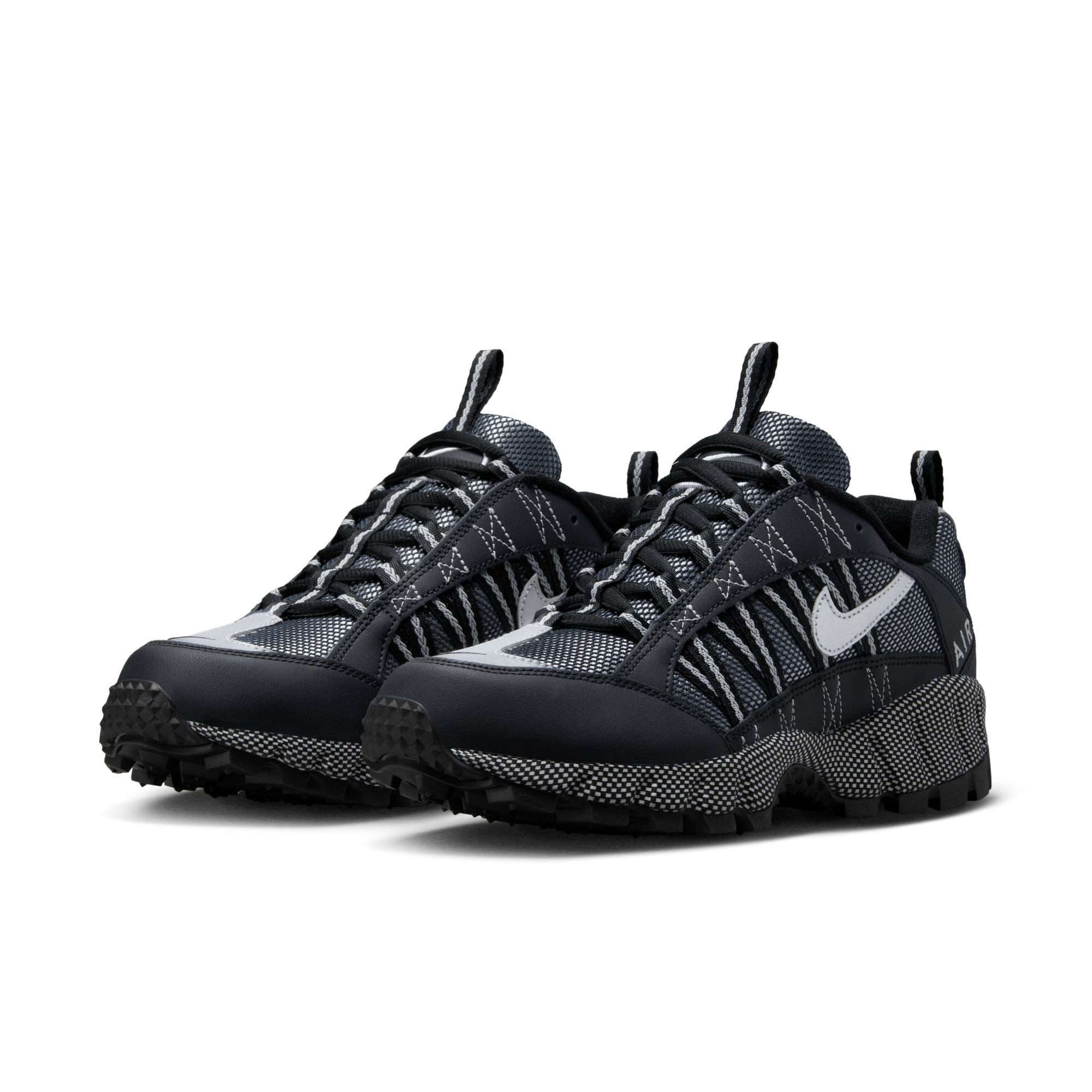 [FJ7098-002] Mens Nike AIR HUMARA QS 'BLACK METALLIC SILVER'