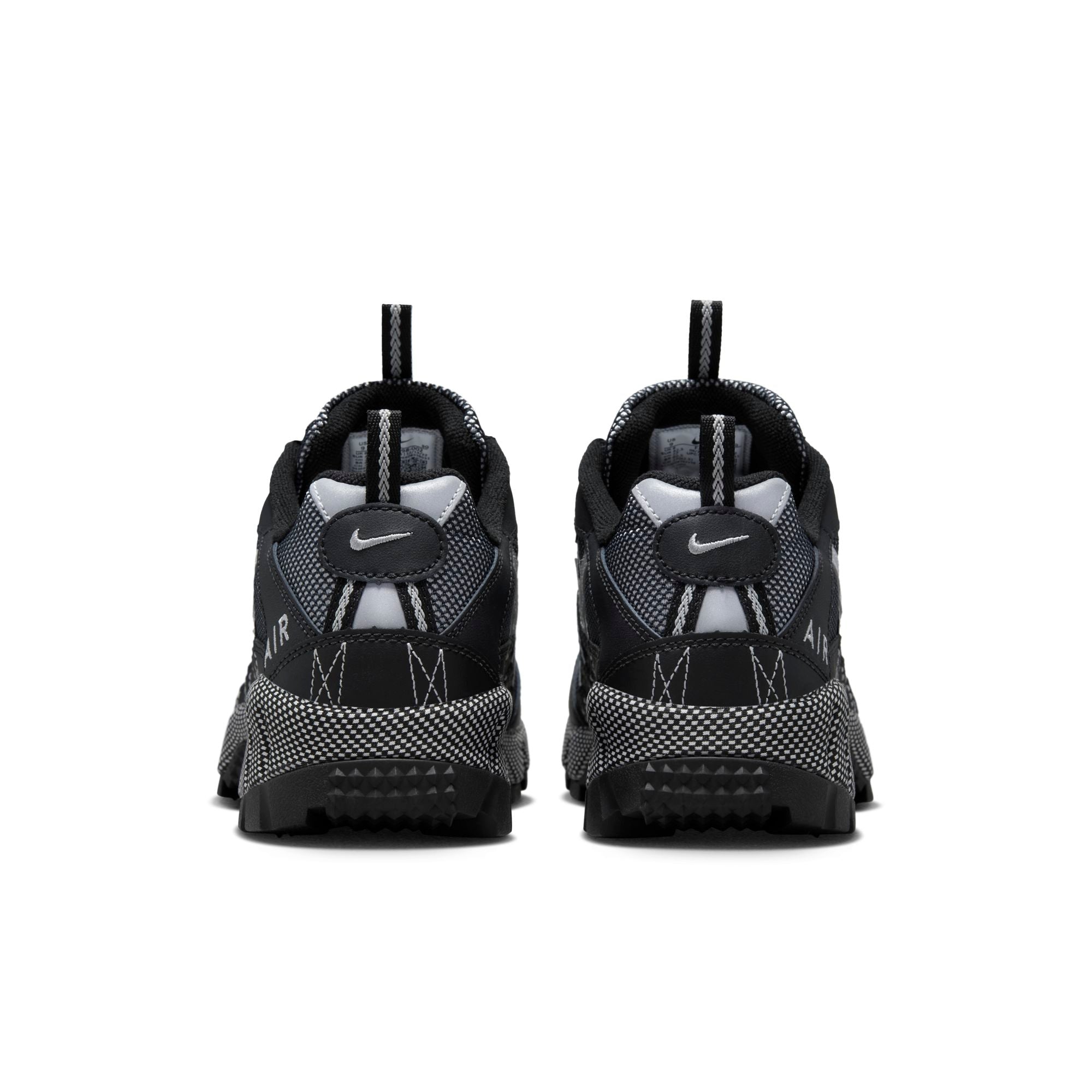 [FJ7098-002] Mens Nike AIR HUMARA QS 'BLACK METALLIC SILVER'