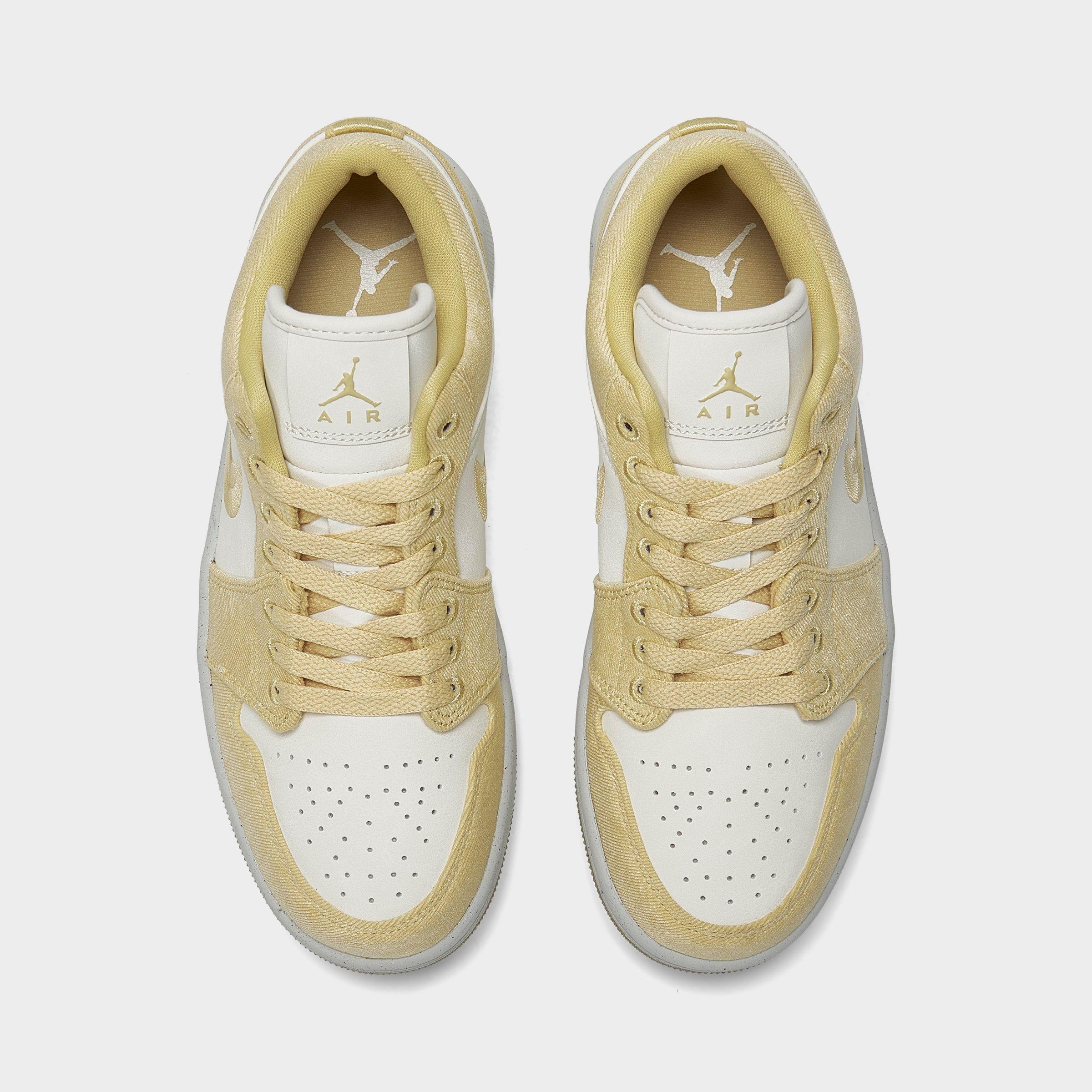 [FN3722-701] WOMENS AIR JORDAN RETRO 1 LOW SE 'TEAM GOLD'