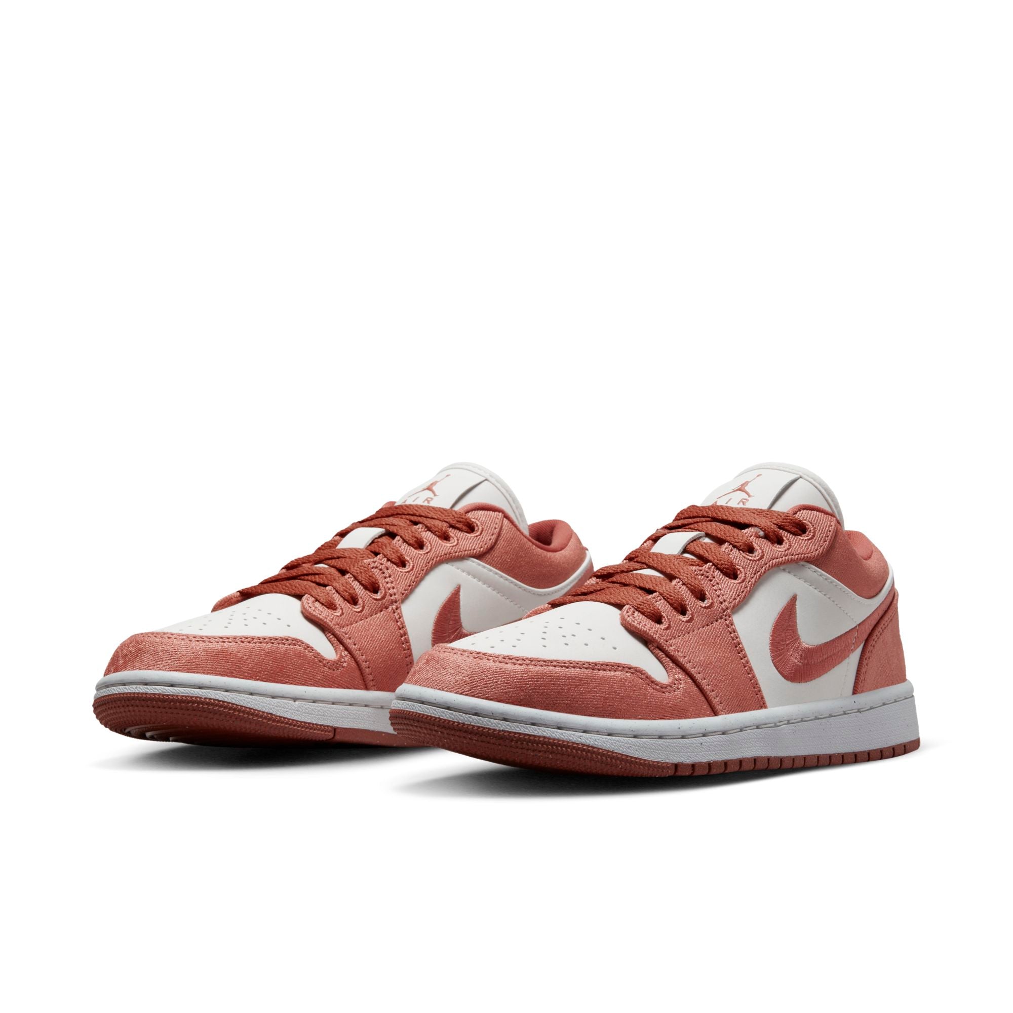 [FN3722-801] Womens Air Jordan RETRO 1 LOW SE 'CANVAS SKY J ORANGE'