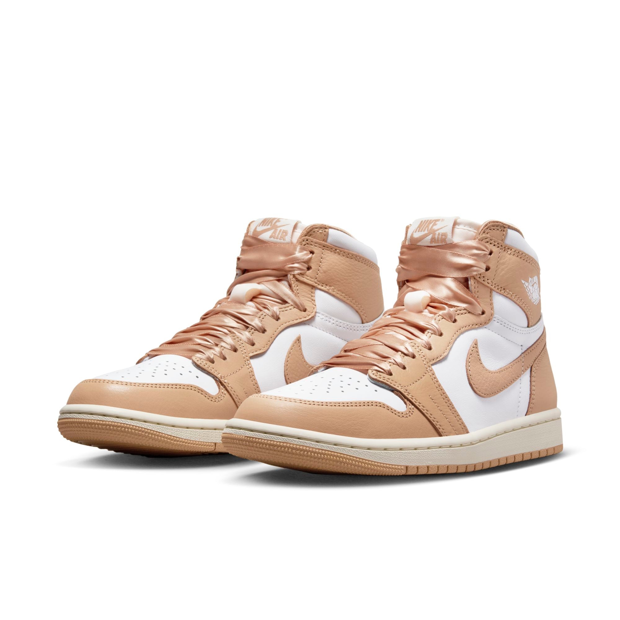 [FN6622-201] Womens Air Jordan Retro 1 High OG 'Praline'