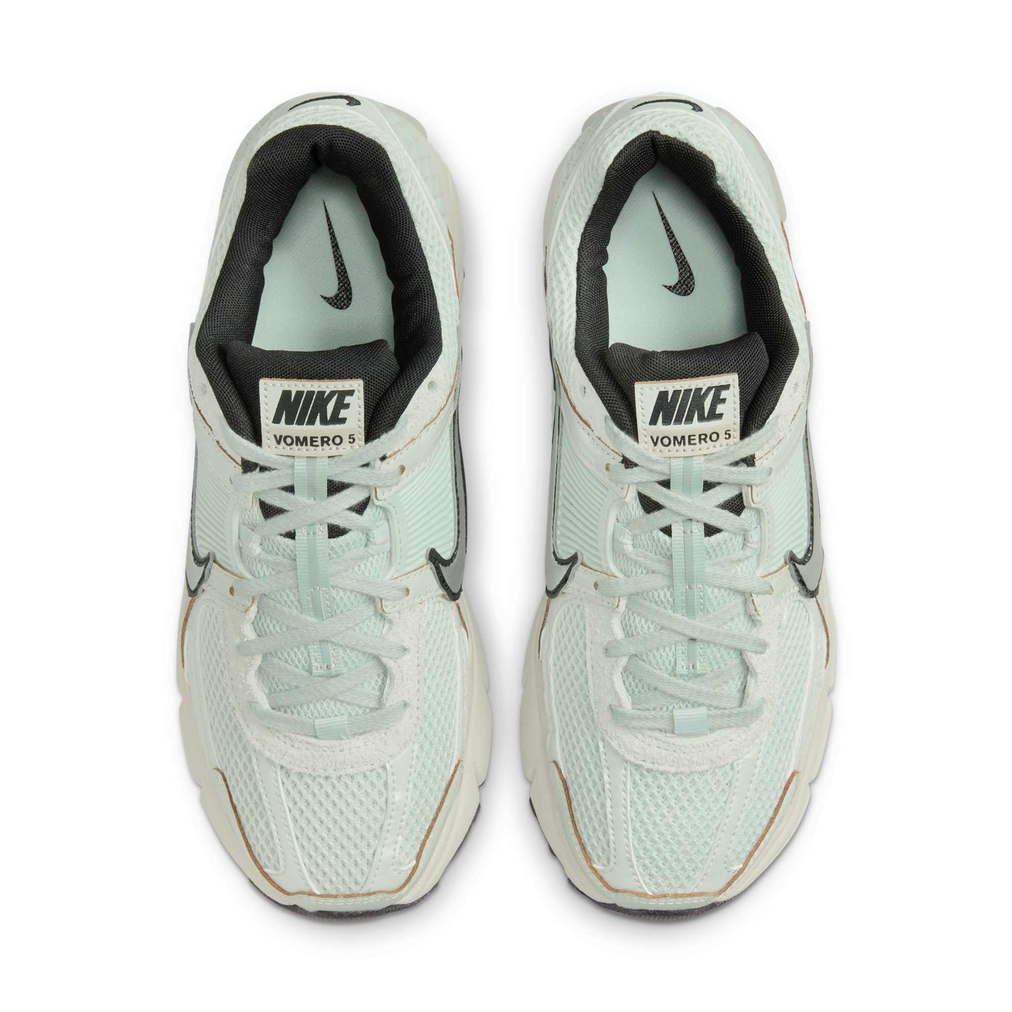 [FN6742-001] WOMENS NIKE ZOOM VOMERO 5