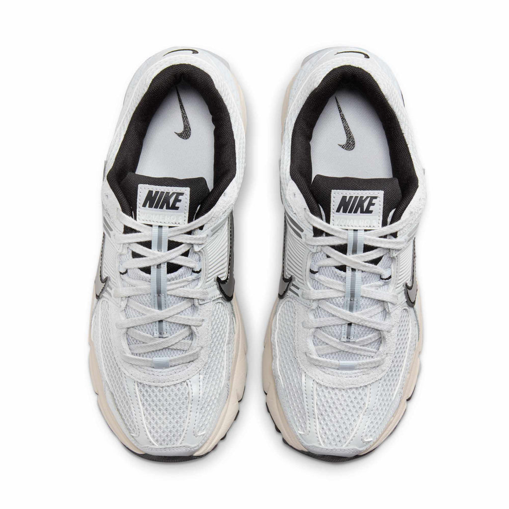 [FN6742-002] WOMENS NIKE ZOOM VOMERO 5
