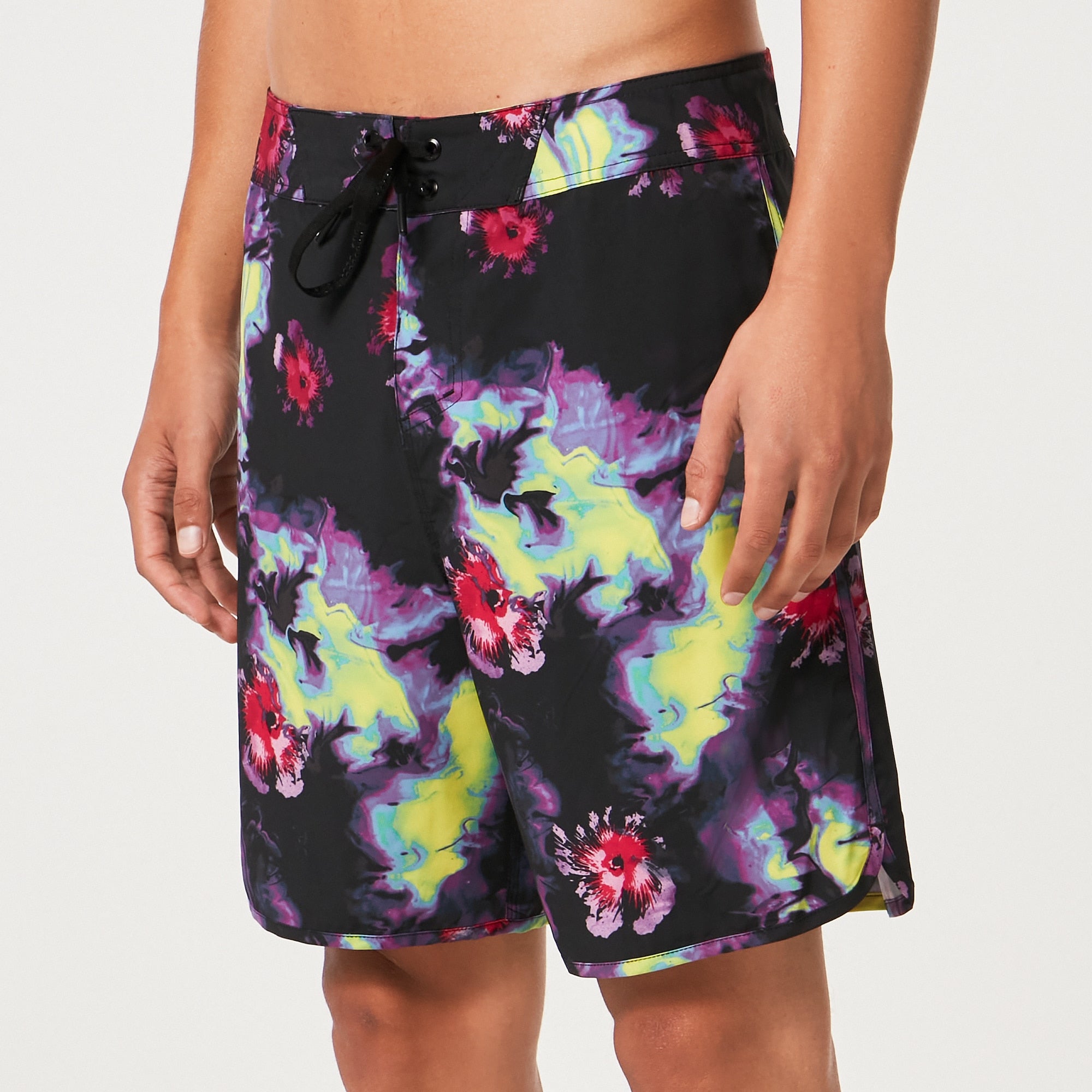 [FOA404305-9T6] MENS OAKLEY FLORAL SPLASH 19" BOARDSHORT