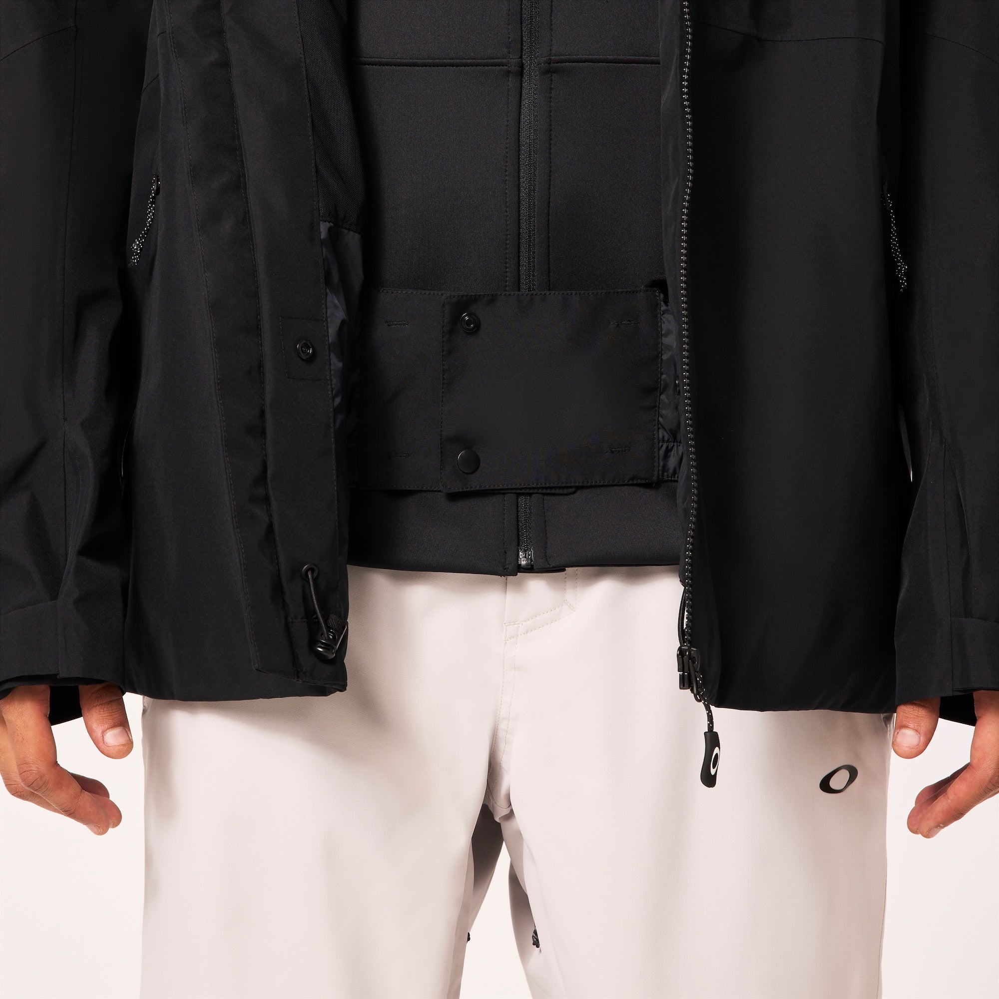 [FOA404734-02E] MENS OAKLEY UNBOUND GORE-TEX SHELL JACKET - BLACKOUT