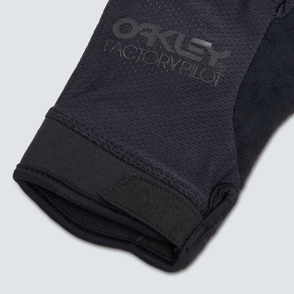 [FOS900878-9CR] MENS OAKLEY ALL MOUNTAIN MTB GLOVE - BLACK/BLACK CARBON