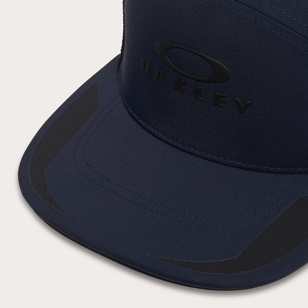 [FOS901816-BCP] MENS OAKLEY PODIUM TRUCKER HAT