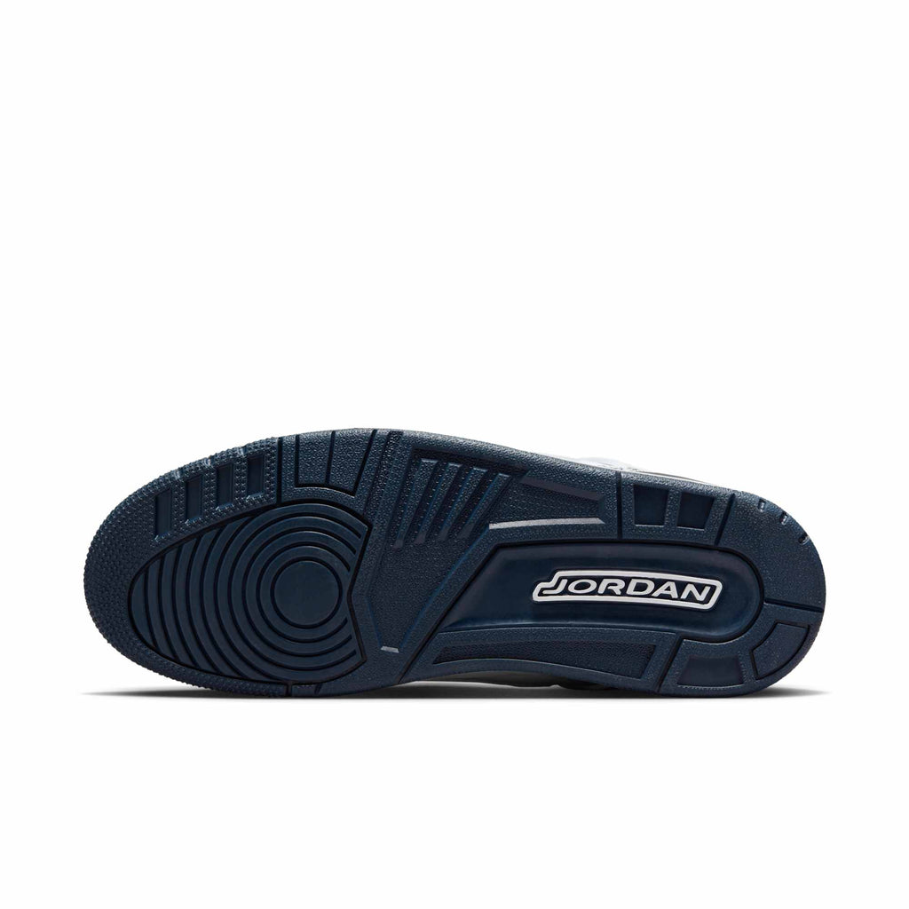 [FQ1759-104] Mens Air Jordan Spizike Low