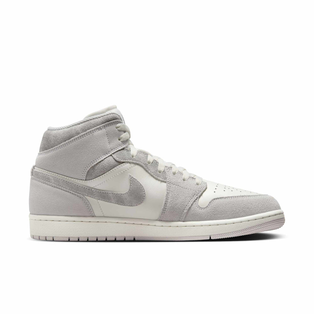 [FQ7720-002] MENS AIR JORDAN RETRO 1 MID SE