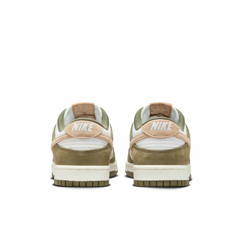 [FQ8250-200] MENS NIKE DUNK LOW RETRO PRM