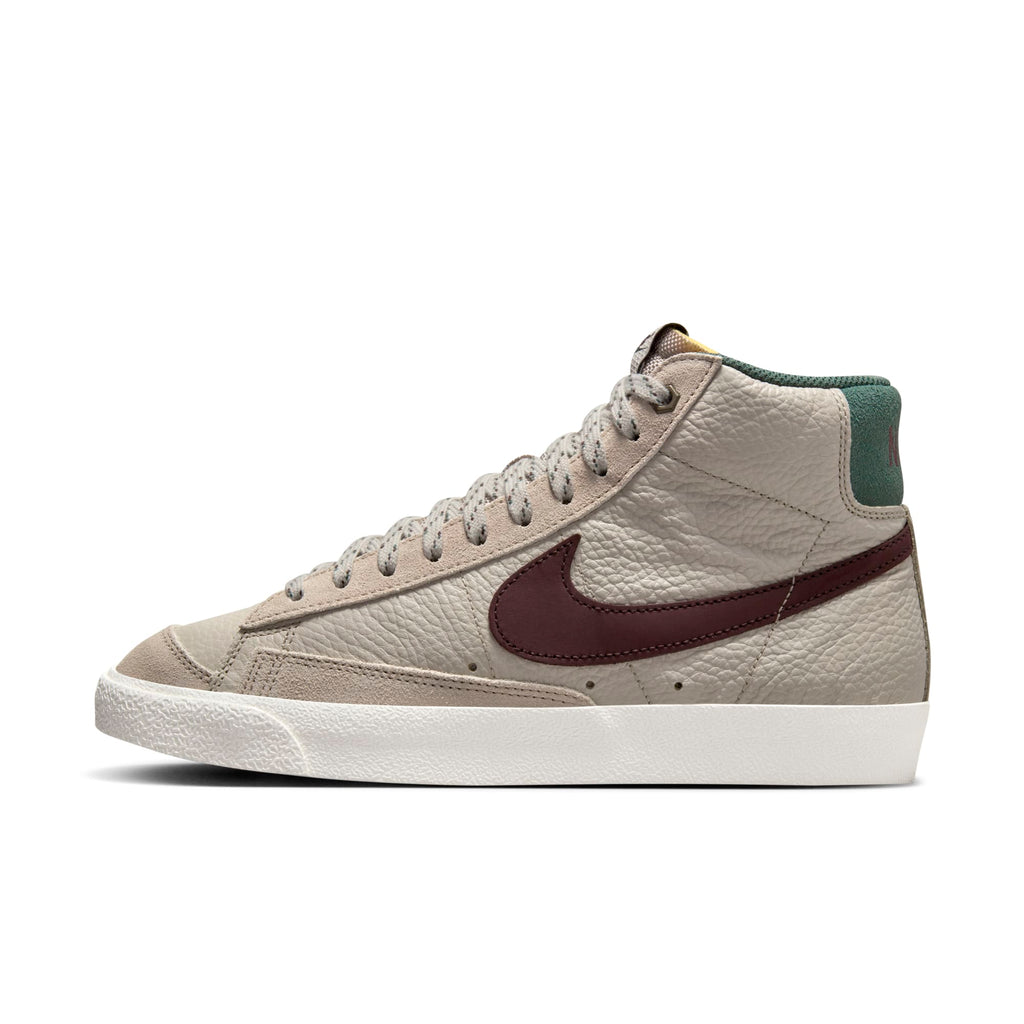 [FQ8824-236] Mens Nike BLAZER MID '77