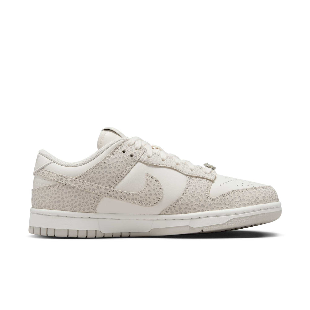 [FV6516-001] WOMENS NIKE W DUNK LOW PRM