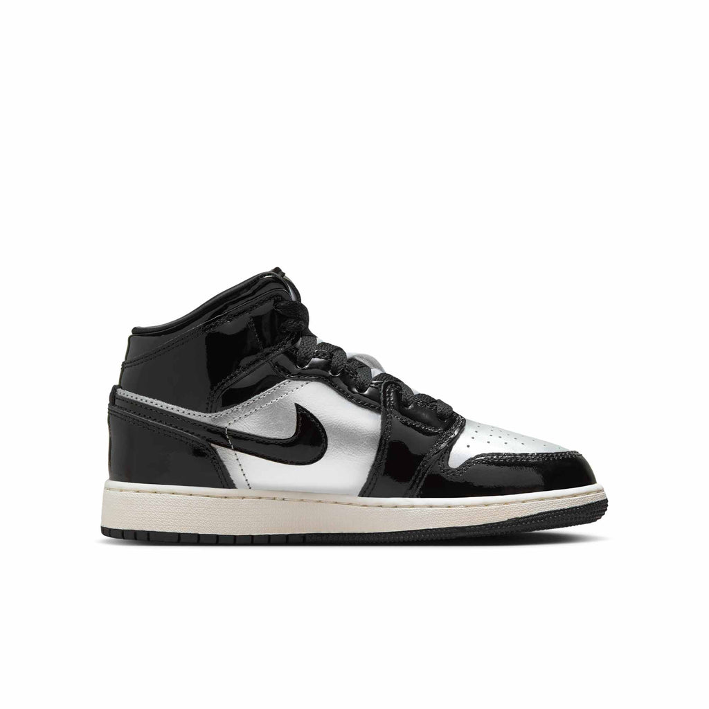 [FZ3938-001] GRADE SCHOOL AIR JORDAN RETRO 1 MID SE 'BLACK METALLIC SILVER SAIL METALLIC GOLD' (GS)