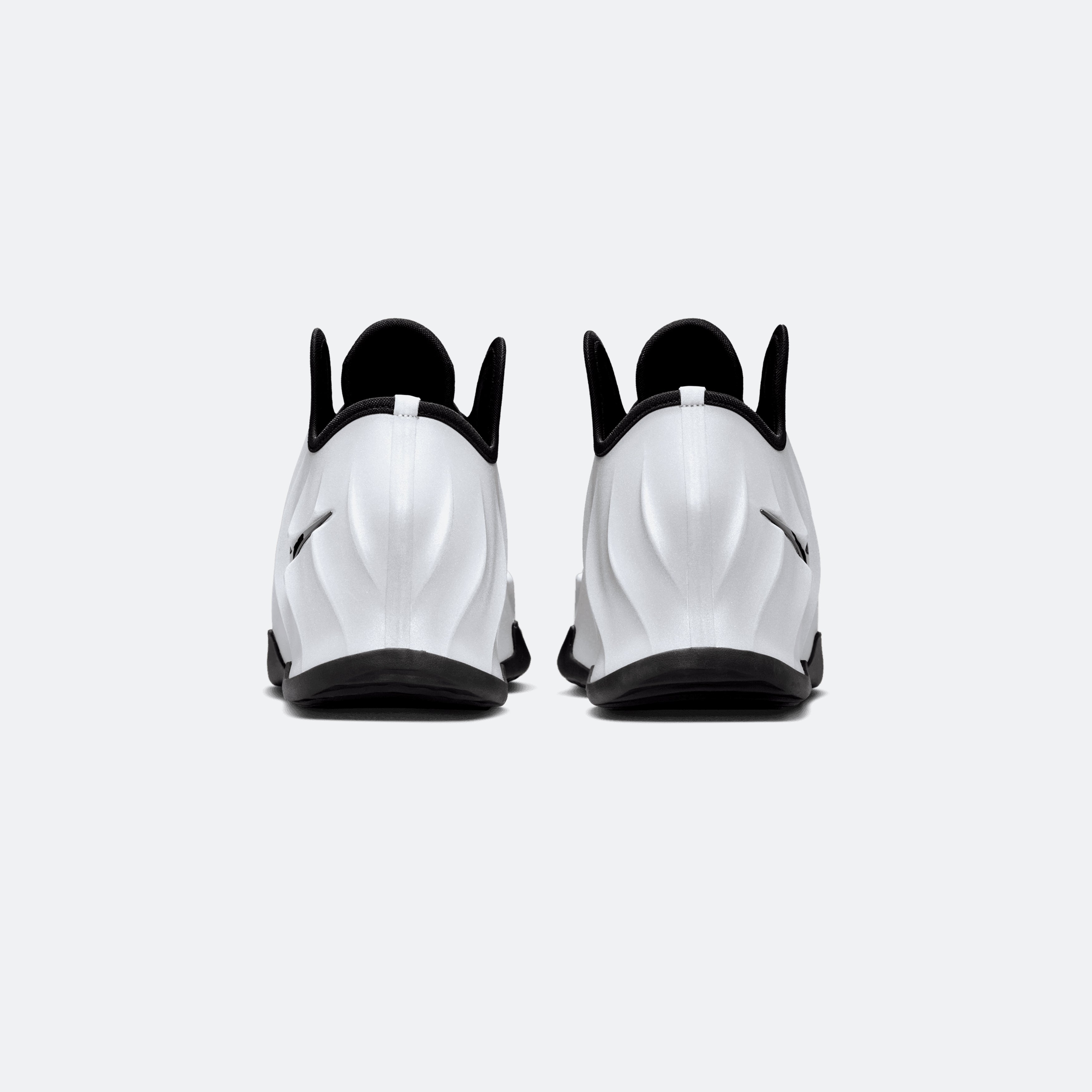 [FZ5590-002] MENS NIKE G.T. FUTURE 'METALLIC SILVER'