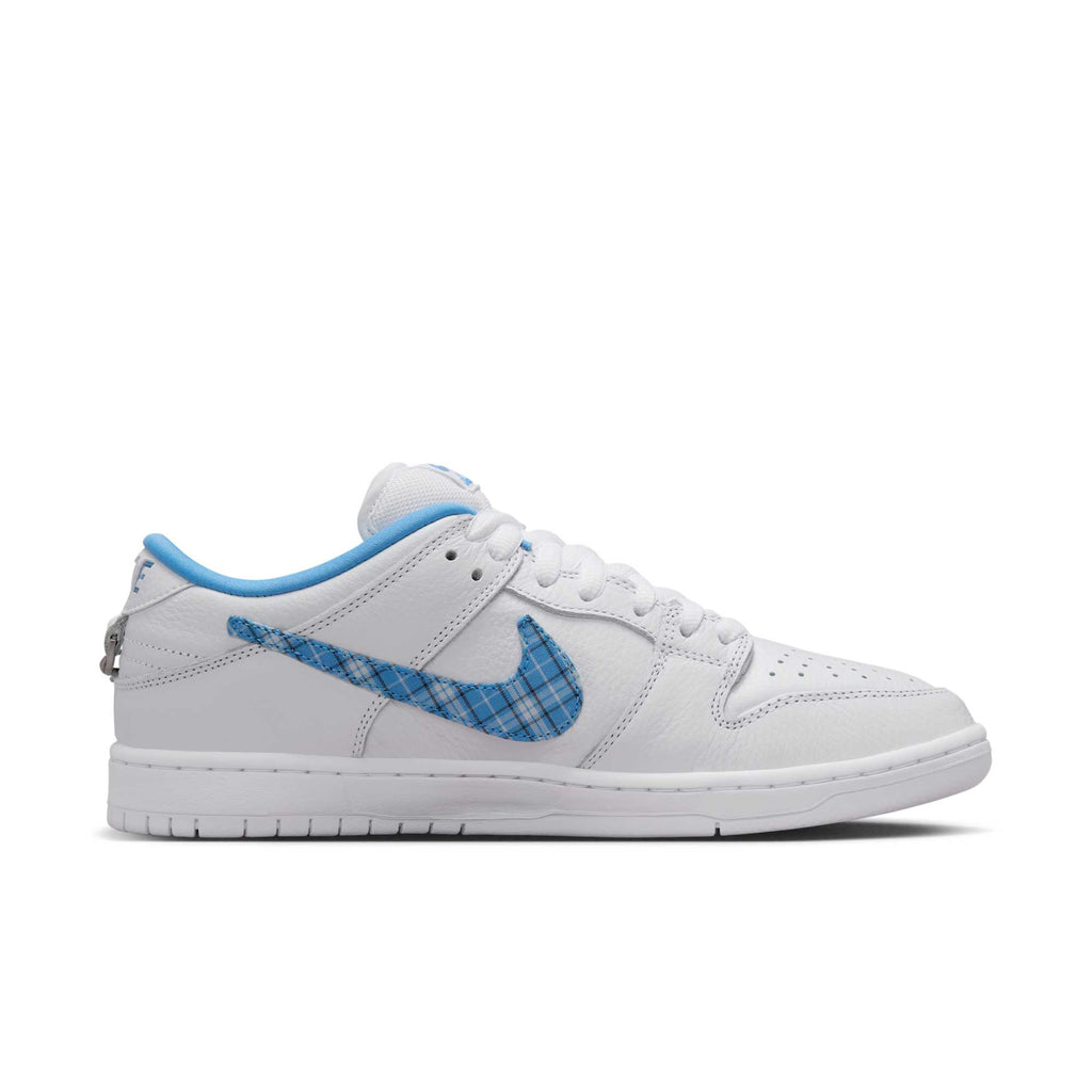 [FZ8802-100] Mens Nike NICOLE HAUSE X DUNK LOW PRO SB 'WHITE UNIVERSITY BLUE'