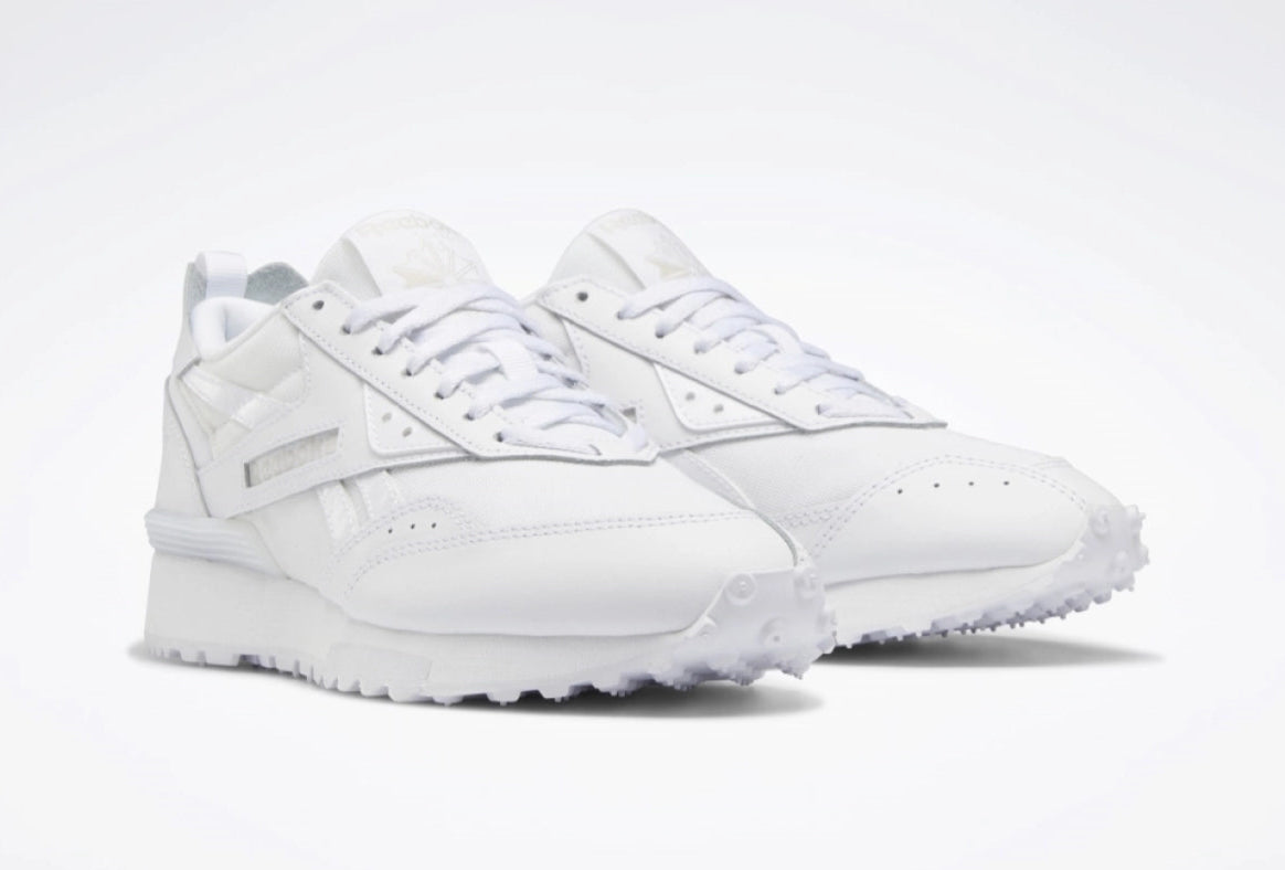 [100044285/GW3787] WOMENS REEBOK LX2200