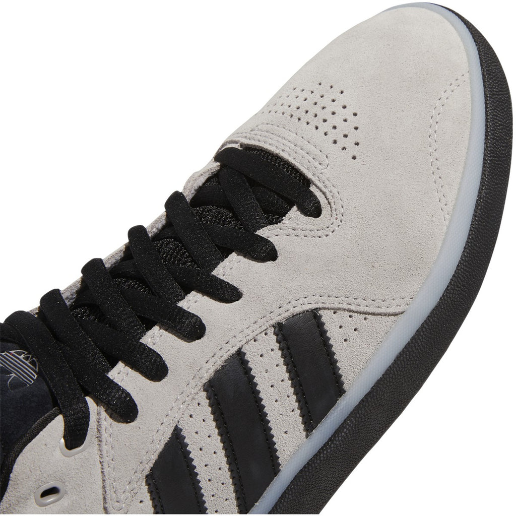 [GY6953] Mens Adidas TYSHAWN