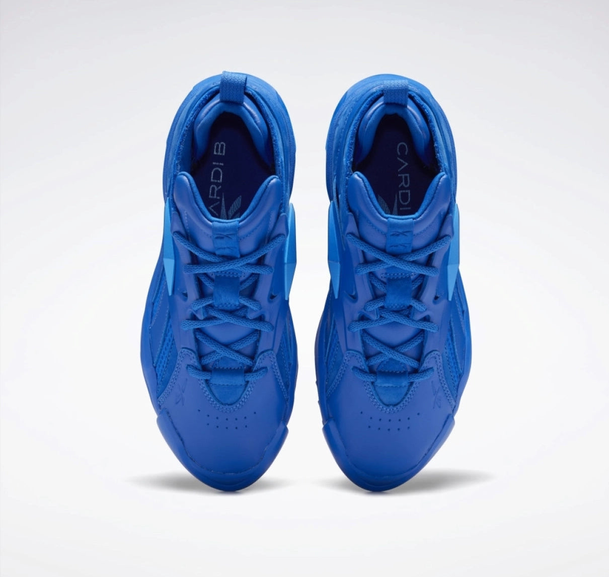 [100047121/GY7214] WOMENS REEBOK CLUB C CARDI V2
